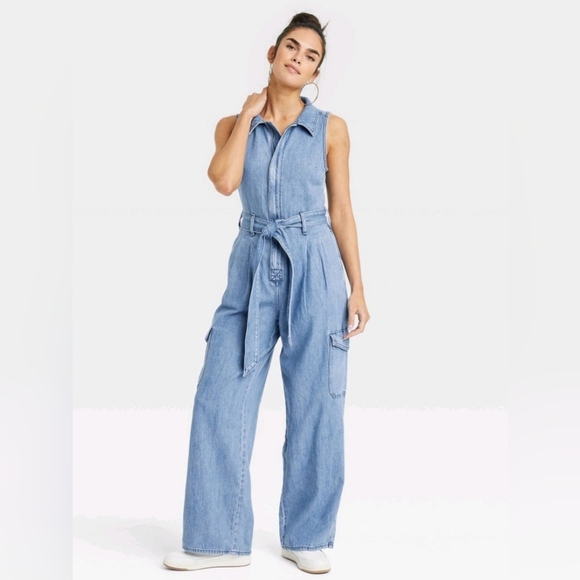 Women's Denim Cargo Jumpsuit - Universal Thread Medium Wash 16 - Picture 1 of 7